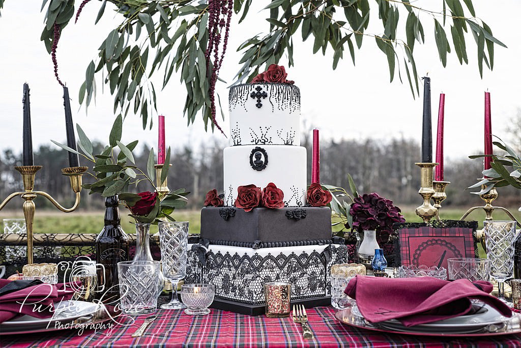 Gothic wedding cake and table setting